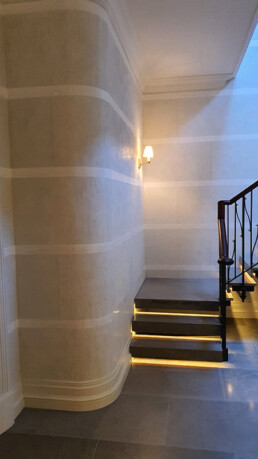 Venetian plaster walls and polished plaster banding to the interior walls of this private residence in Dublin, Ireland.