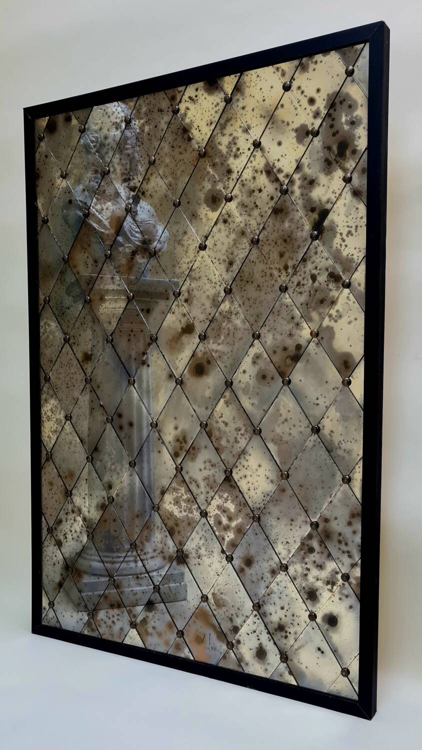 Photo inspiration: Visual Reference: M17 Diamond Cut Distressed Antique Mirror Glass Wall Mirror