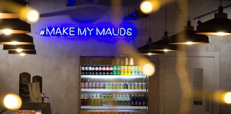 Stucco and polished plaster walls and pillars, Cafe Mauds, Belfast.